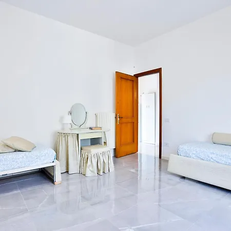 Guesthost - Casa Andy * Salerno